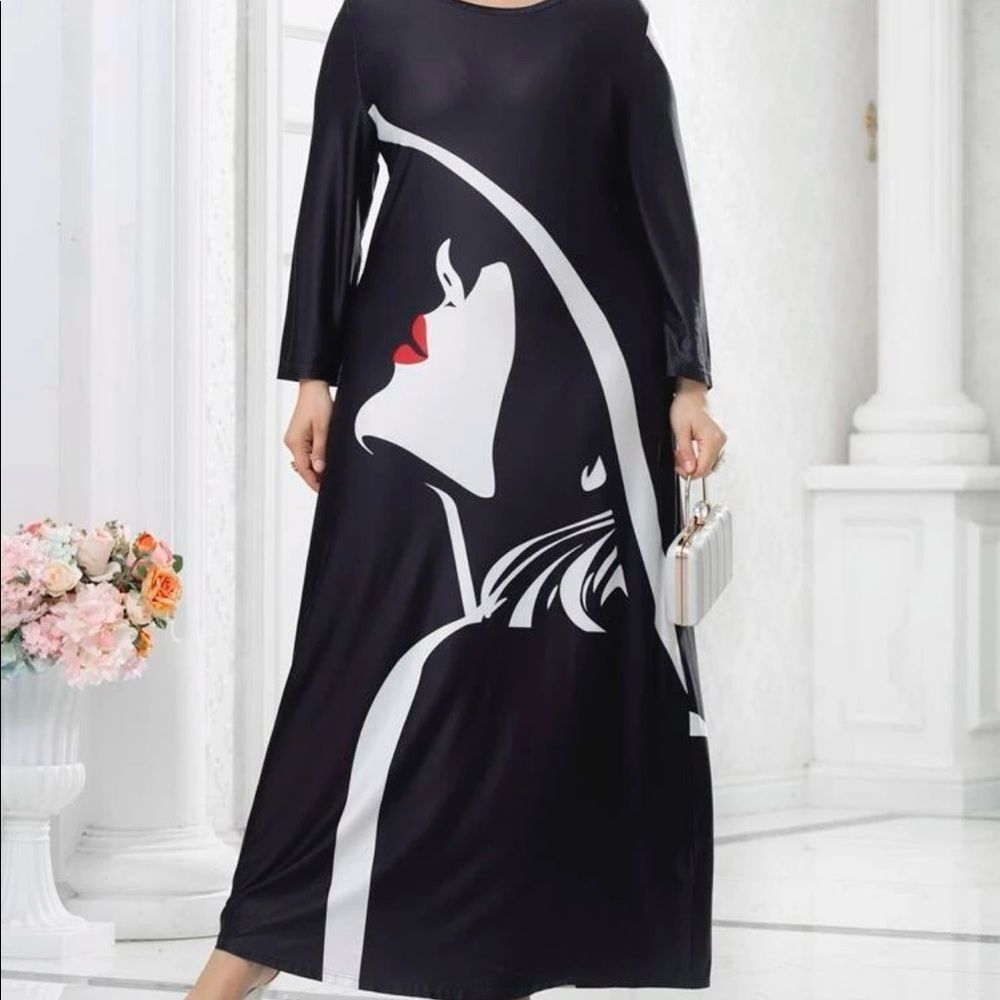 Plus size graphic maxi dress
